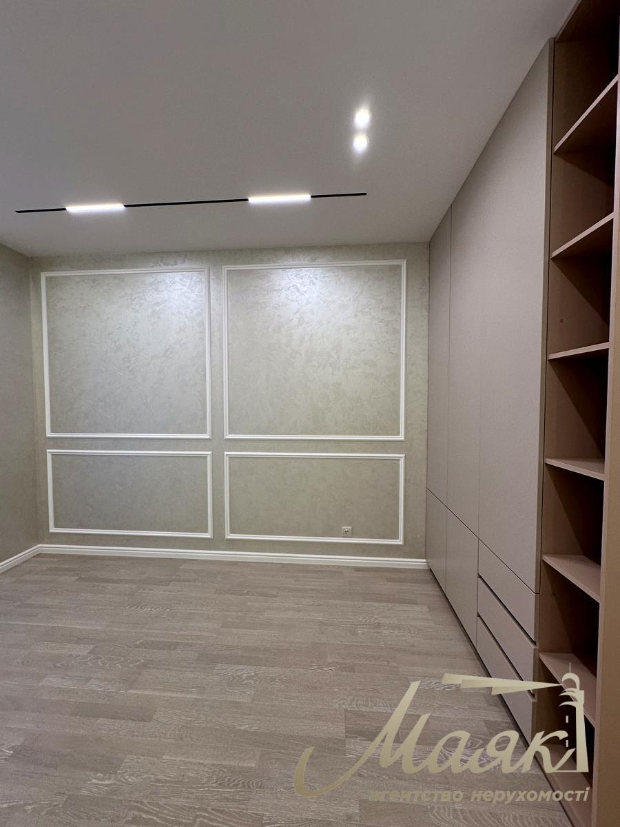 Продаж 3-х кімнатної квартири в ЖК Бульвар Фонтанів Саперне Поле вул., 5