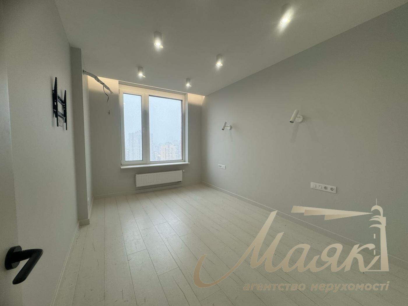 Sale of 3-room apartment in residential complex Seven (Residential Complex Seven)