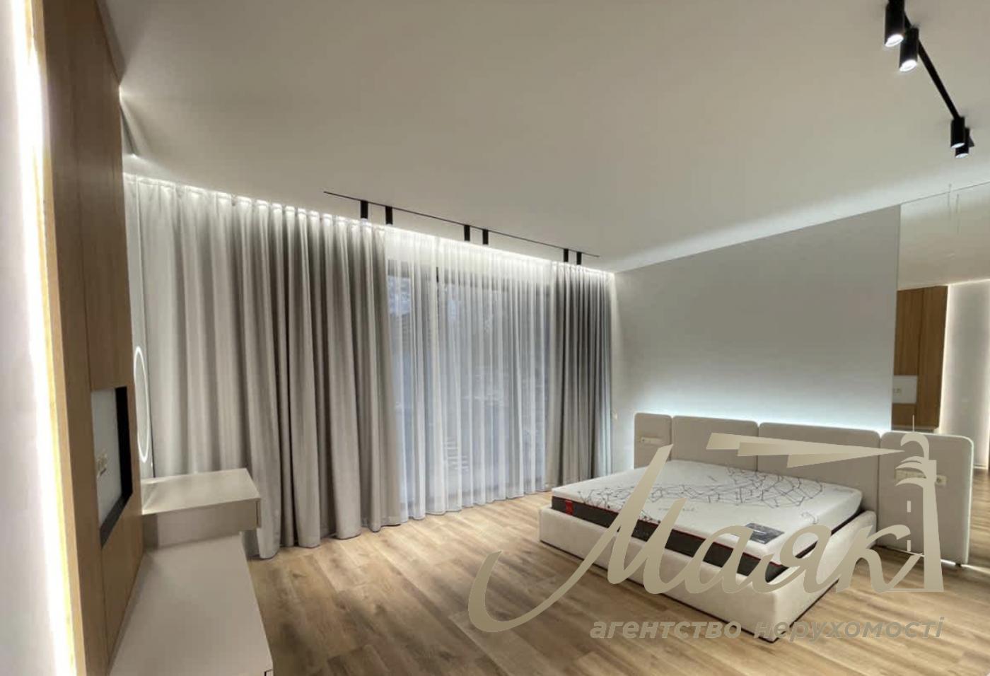 Продаж будинку 385м2 у КМ "Нова Ходосівка" в с. Ходосівка, Києво-Святошинський район.