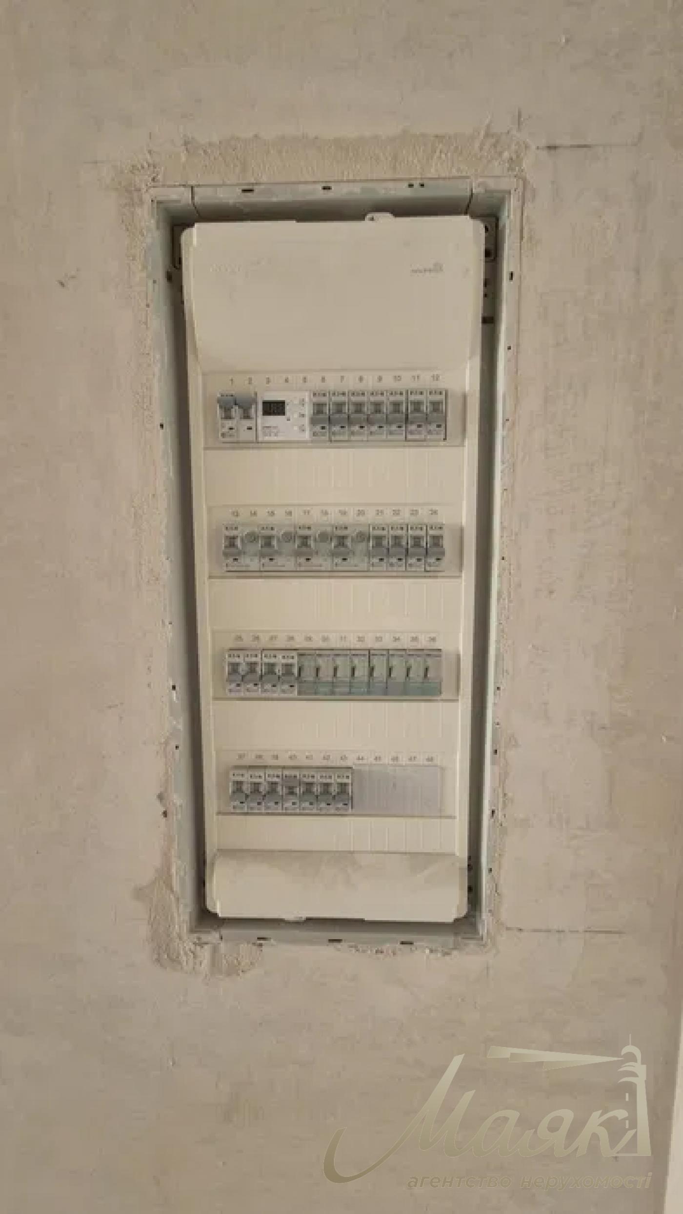 Продажа 2-к квартиры в ЖК Севен, Осокорки