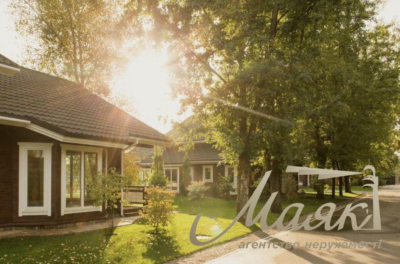 Оренда 2х-поверхового будинку 270м2, Дарницький район, Осокорки, Київ