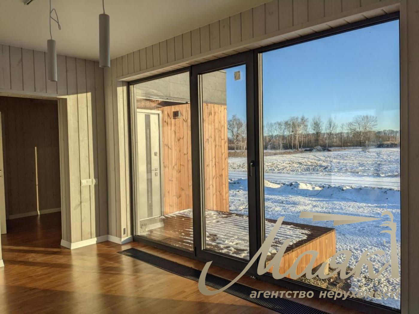 Sale of a country house 76 sq.m. Plot 6 acres. Vishnevoe, Nemeshaevo village. Near the lake.