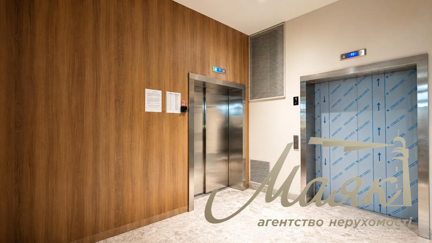 35.4 m² apartment with a view for sale in the Svitlo Park residential complex; the building is completed; courtyard view; Vydubychi Metro Station; Holosiivskyi District
