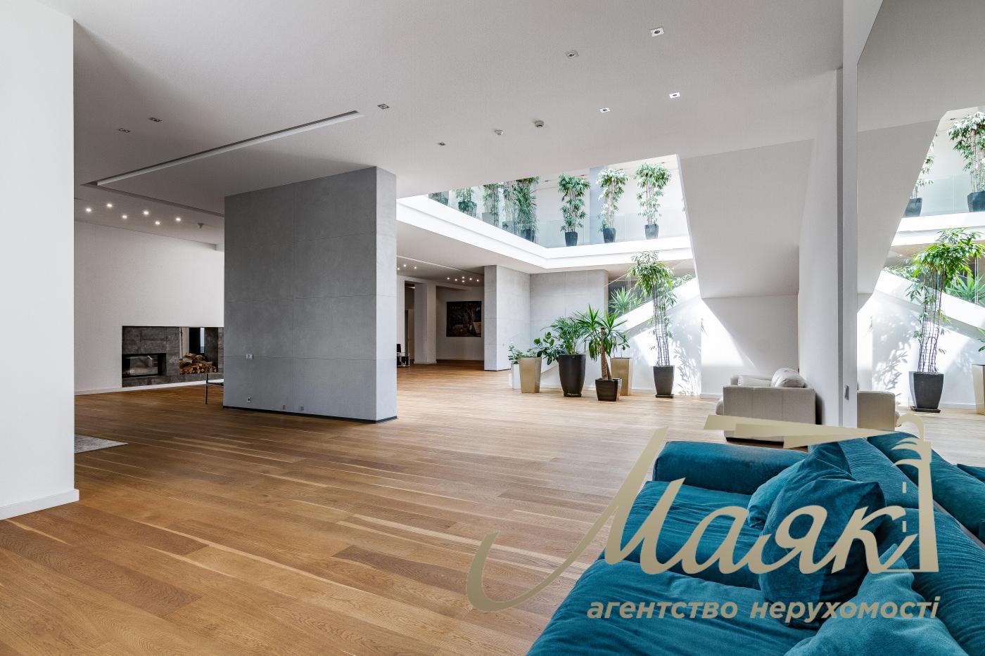 Оренда будівлі 3500м2 у с. с. Красне Перше, поруч із м. Обухів