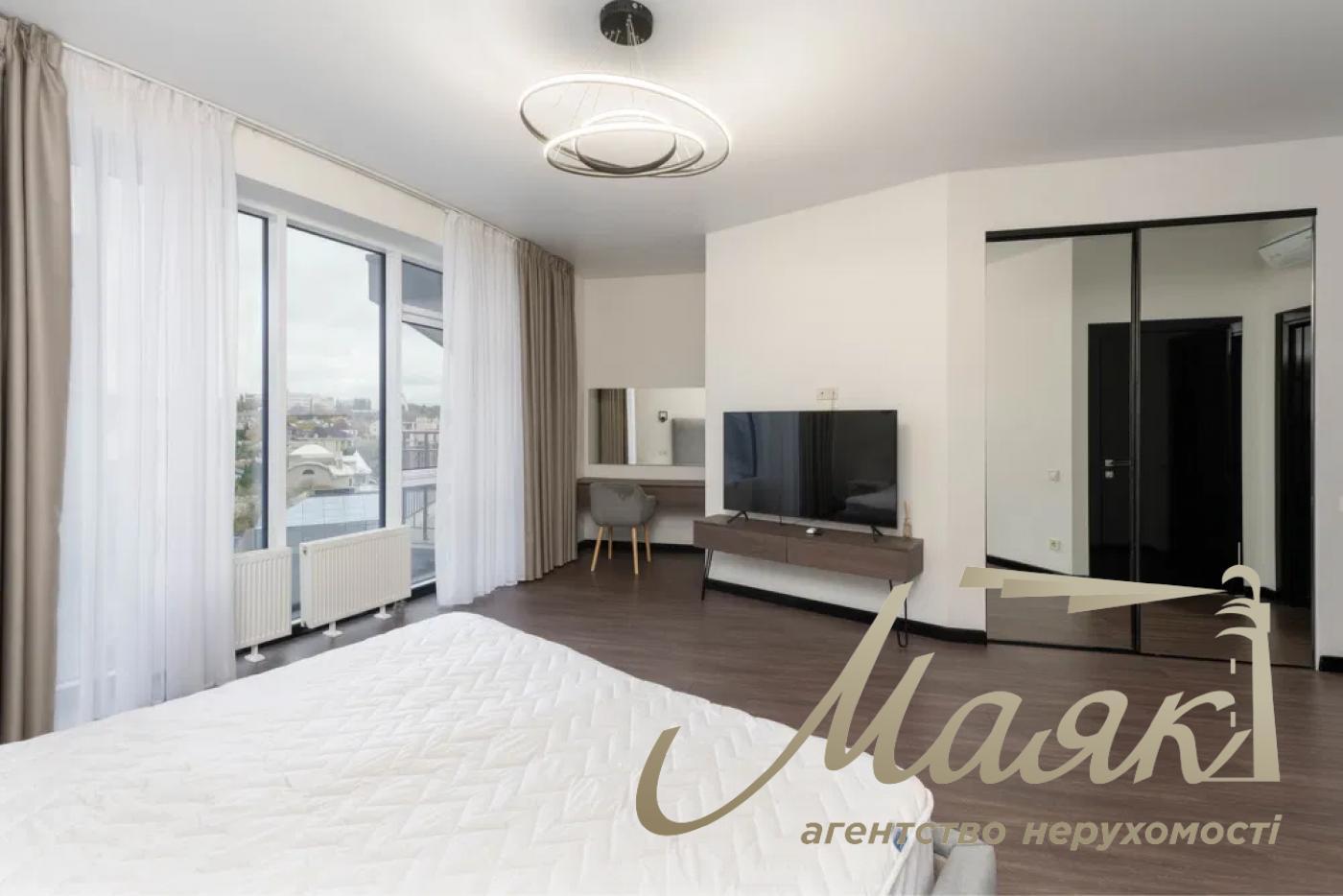 Rent 4-bedroom apartment in Residential Complex Busov Hill, Buslovskaya str. 12, Pechersk.