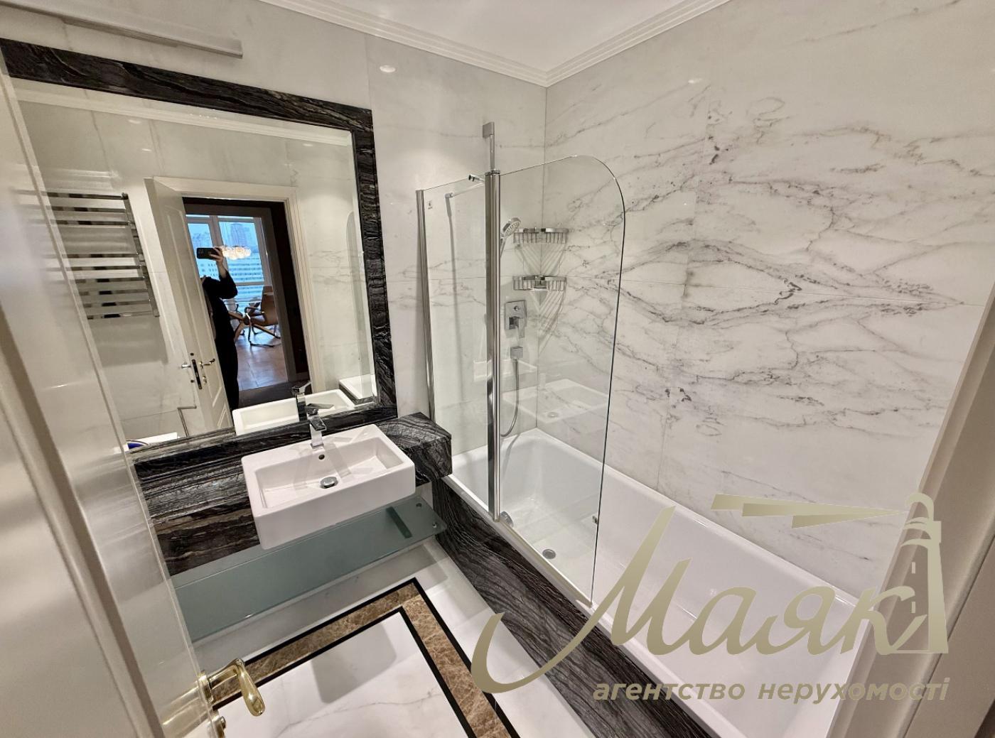 Аренда 1к 80м квартиры в ЖК Подвисоцкий, Печерский район