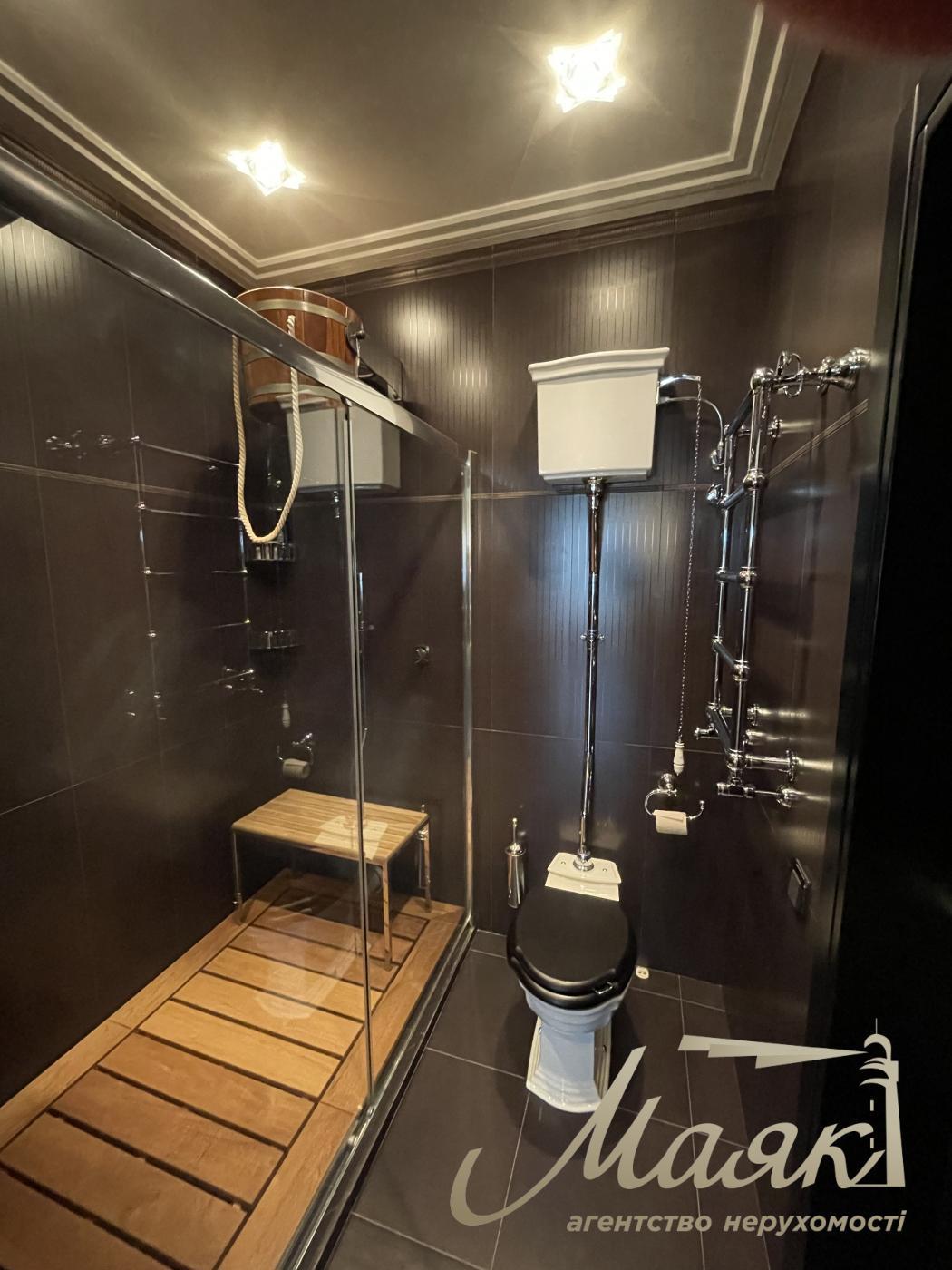 Rent penthouse str. Sribnokilska, Poznyaki, Osokorki