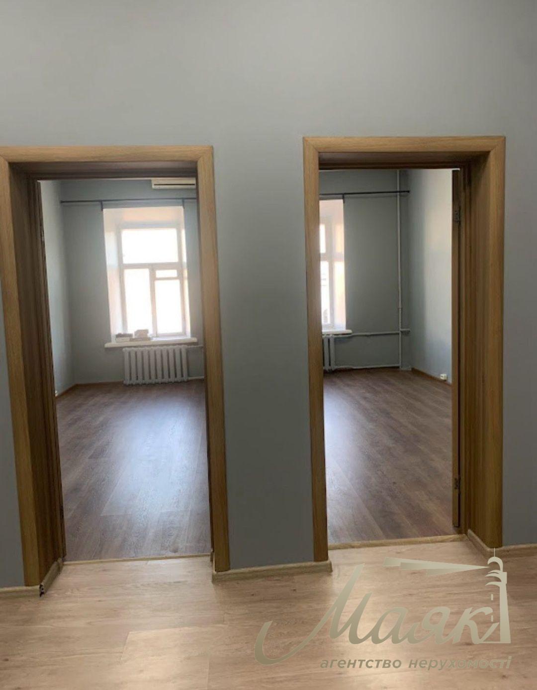 Продаж ОСБ 765м2, Поділ, Контрактова площа