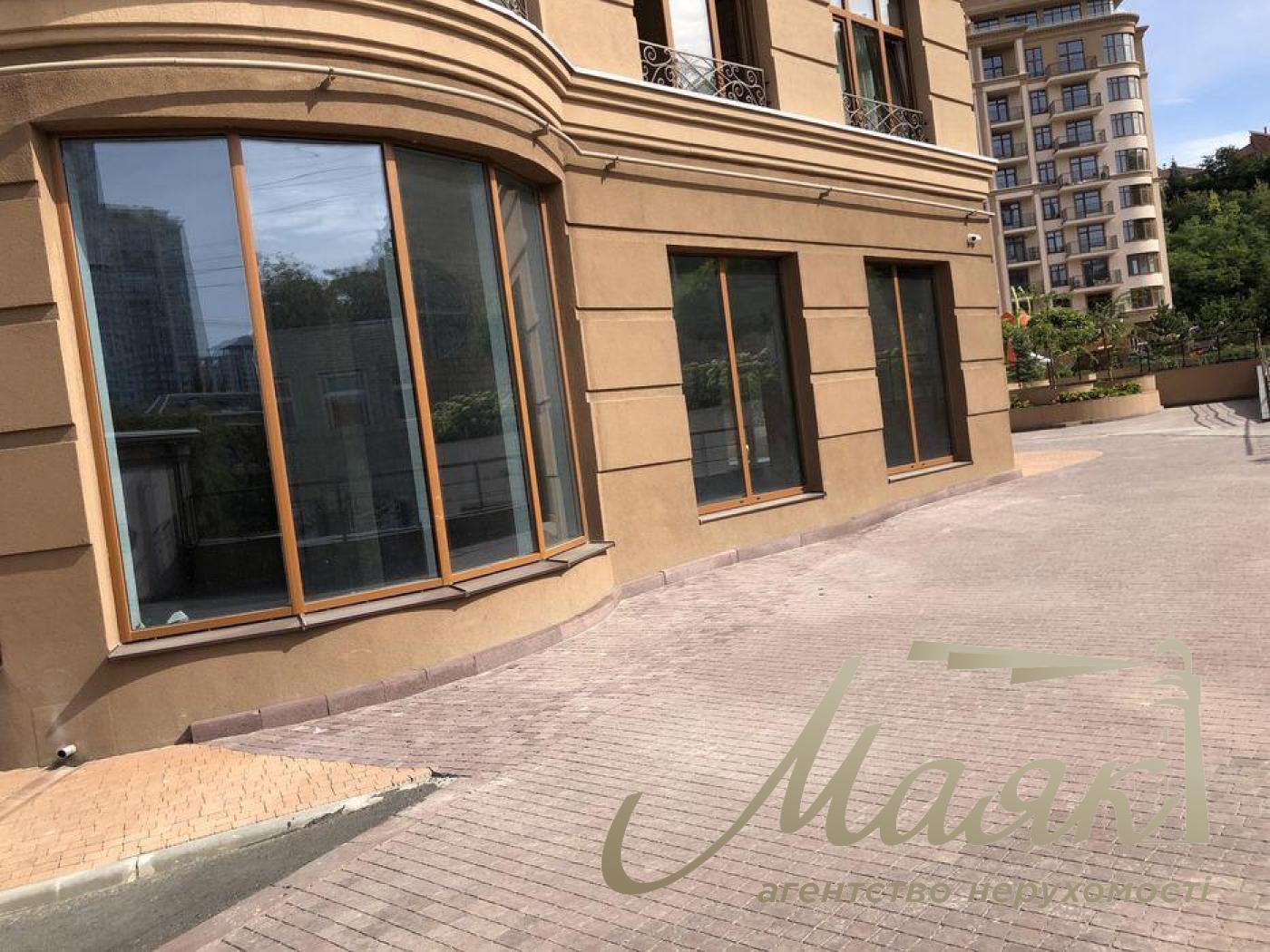 Sale of commercial premises residential complex Pechersk Plaza, Boychuka st.