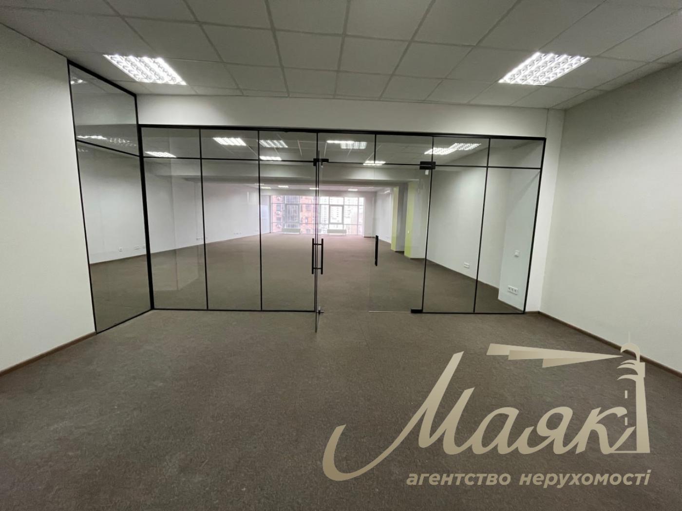 Оренда офісу 460м2 в БЦ Хвиля по вул.Коновальця 36-Д