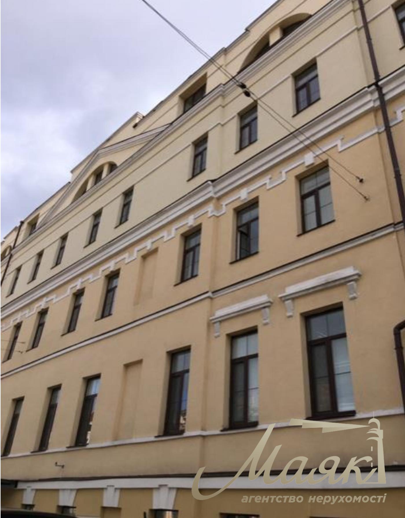 Продаж бізнес-центру на Подолі, вул. Ігорівська 14-А