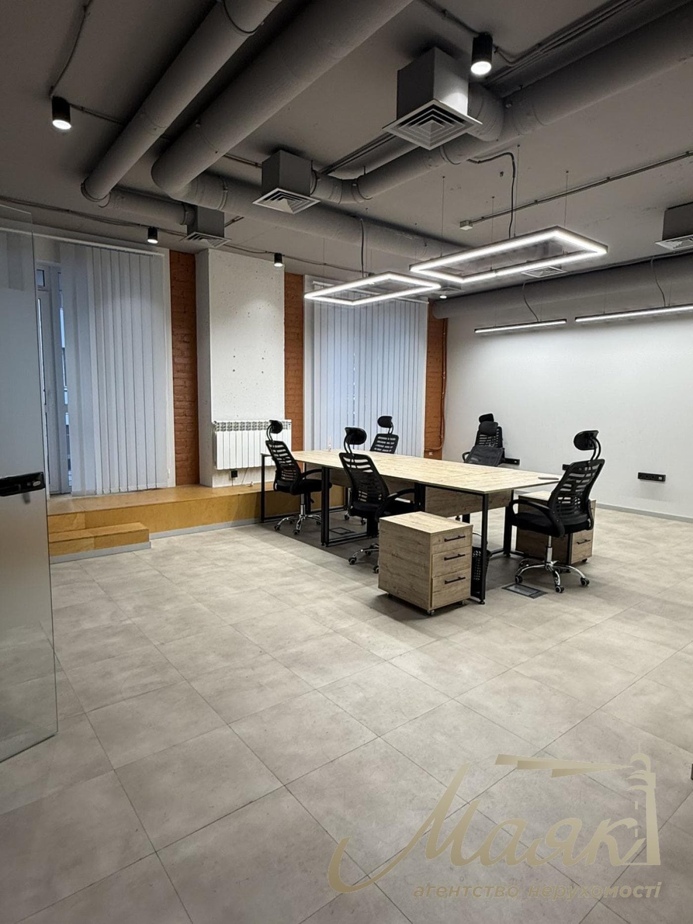 Rent a private office in the Delmar residential complex at 4-B Verkholyada Street, Pechersky District.