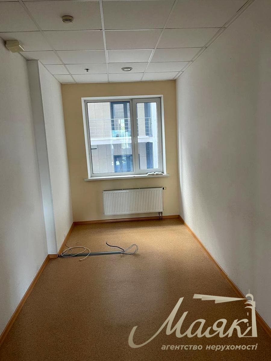 Оренда офісу площею 1500 м² у бізнес-центрі на вул. Фізкультури, 28, Олімпійська