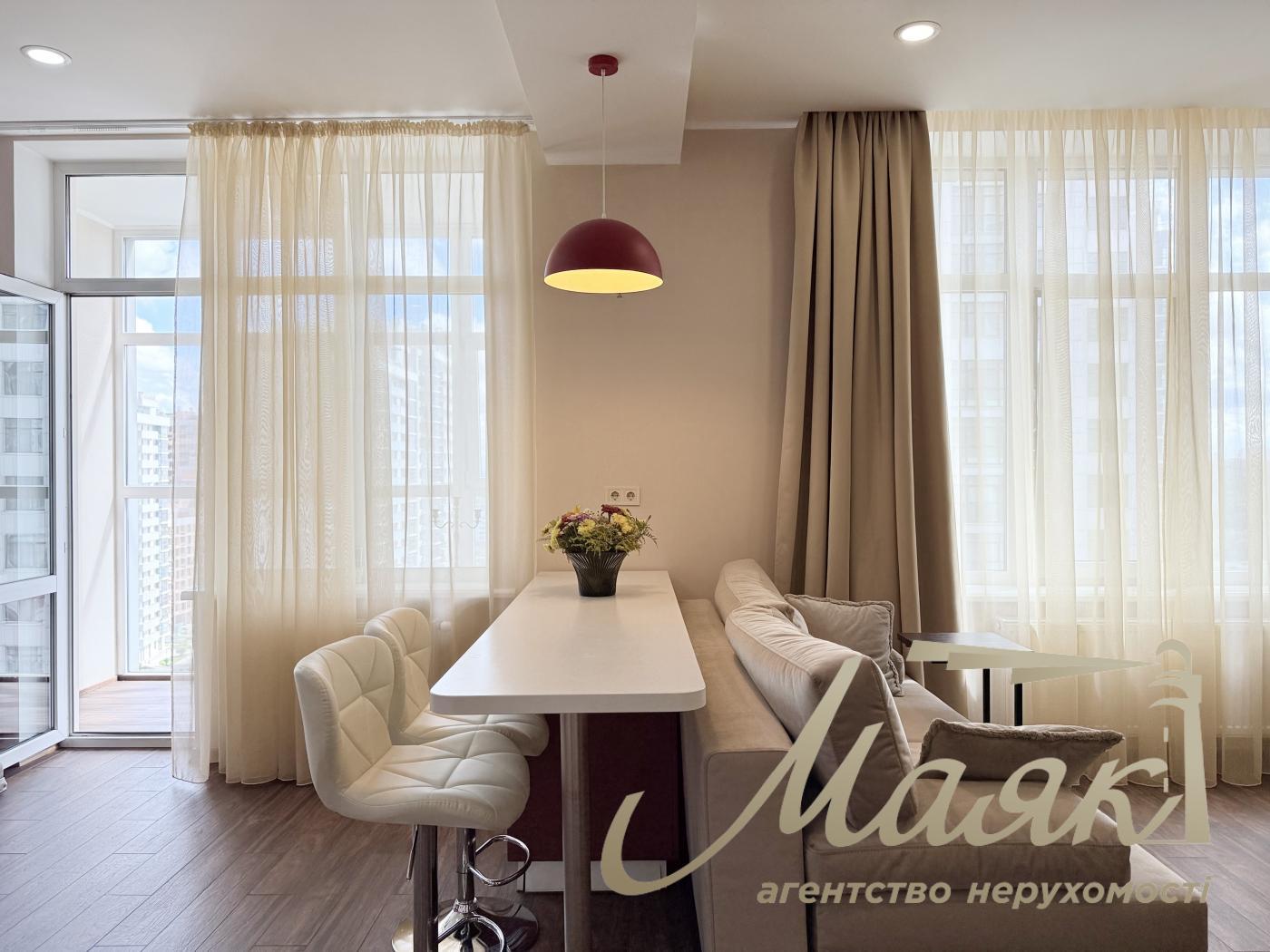 Rent 1-bedroom apartment 55 m² in LCD "Novopecherskie Lipki" str. Dragomirova, 20, 11th floor, Pechersk district, Kiev.