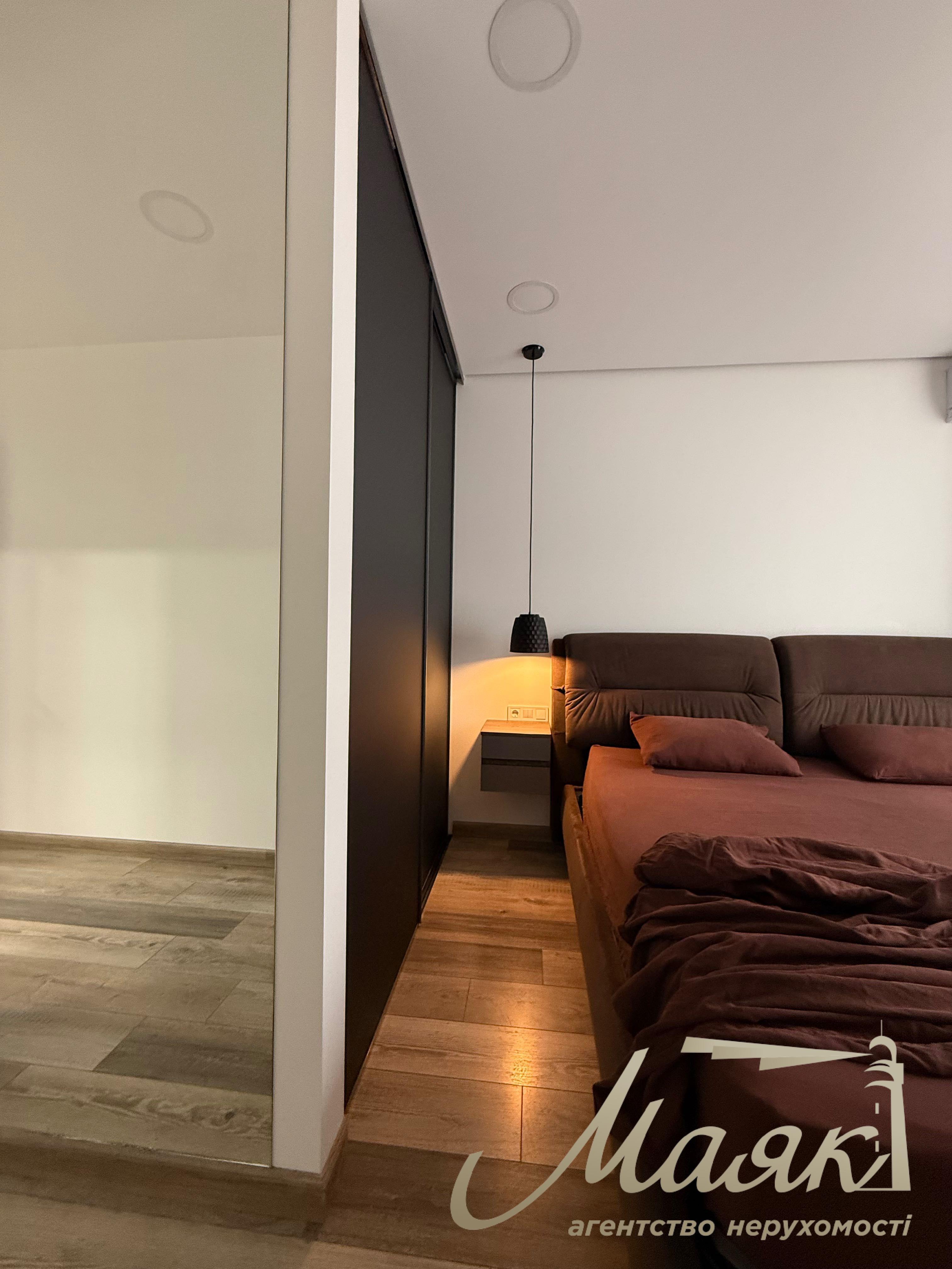 Продажа 3к. квартиры в ЖК Французкий квартал 2, ул. Маккейна, Печерский район