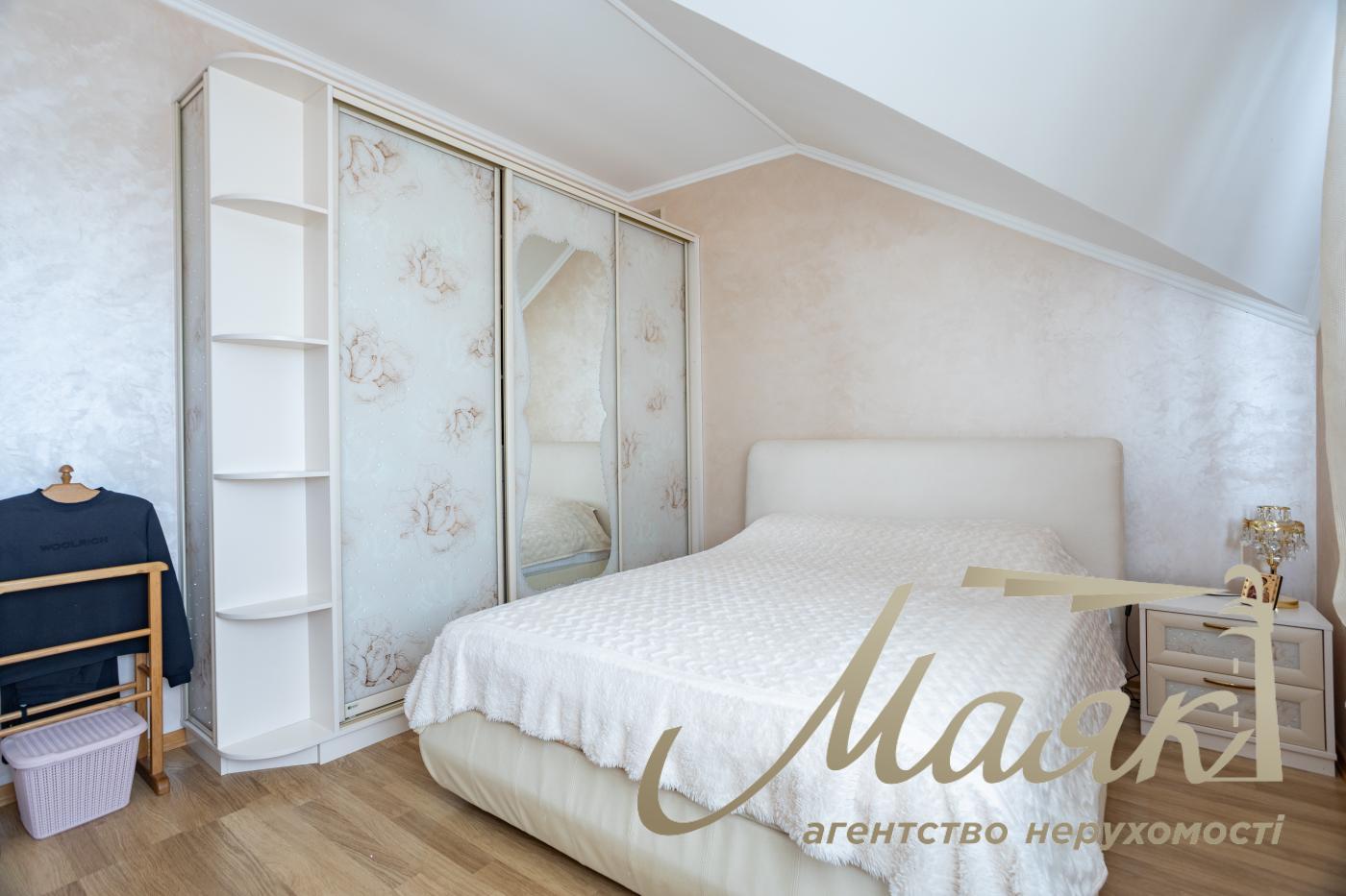 Продаж будинку Березівка, купити будинок в Березівці, будинок житомирское направавление купити, будинок з басейном купити Київська область