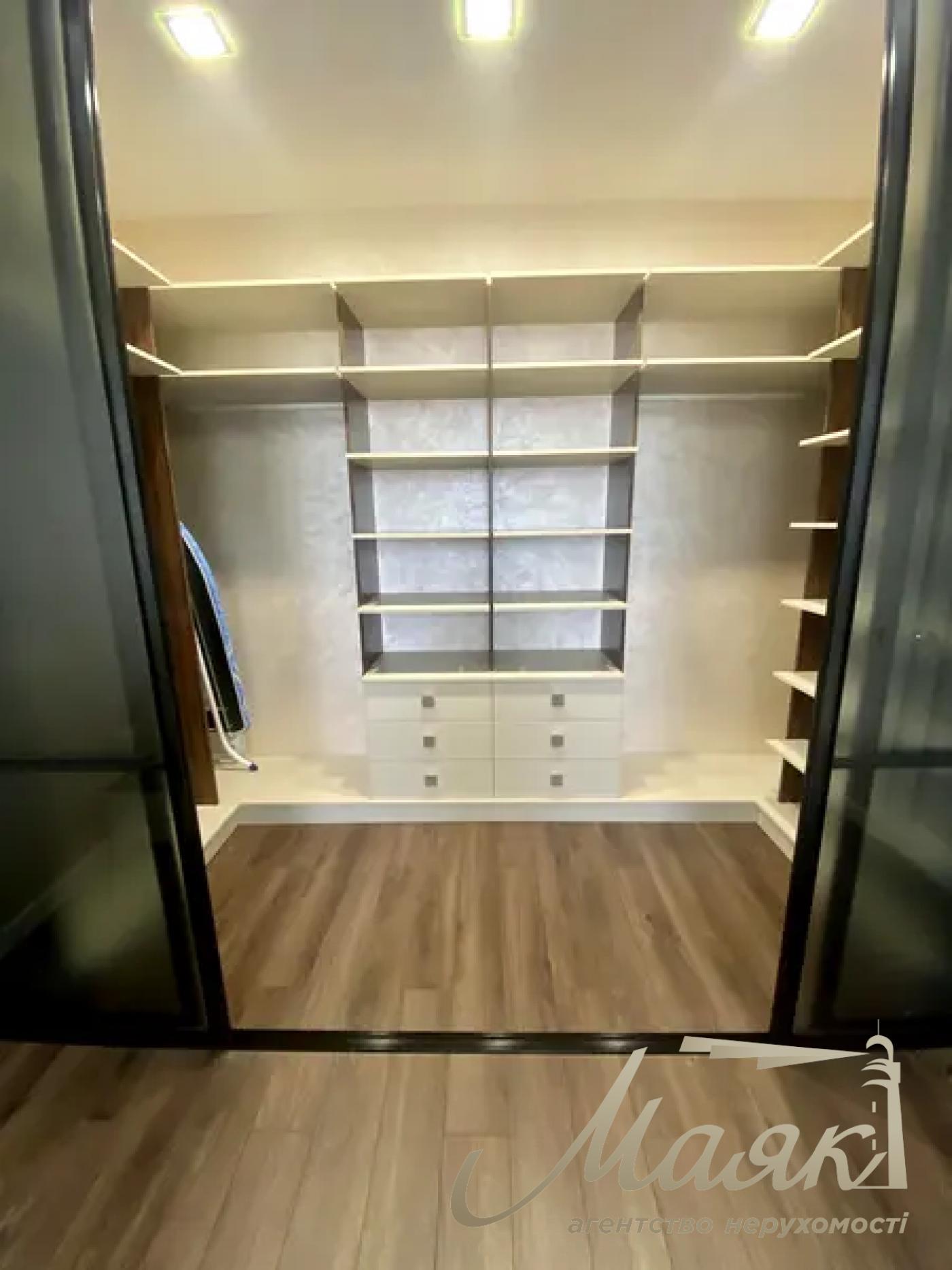 Оренда 2-х кімнатної квартири в ЖК Новопечесркі Липки, вул.Верхогляда 11, Печерськ