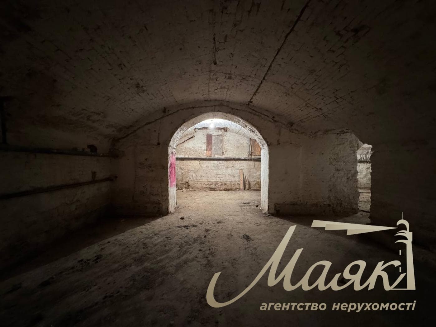 Продажа коммерческого помещения 337м2, ул. Большая Житомирская, Центр, Киев