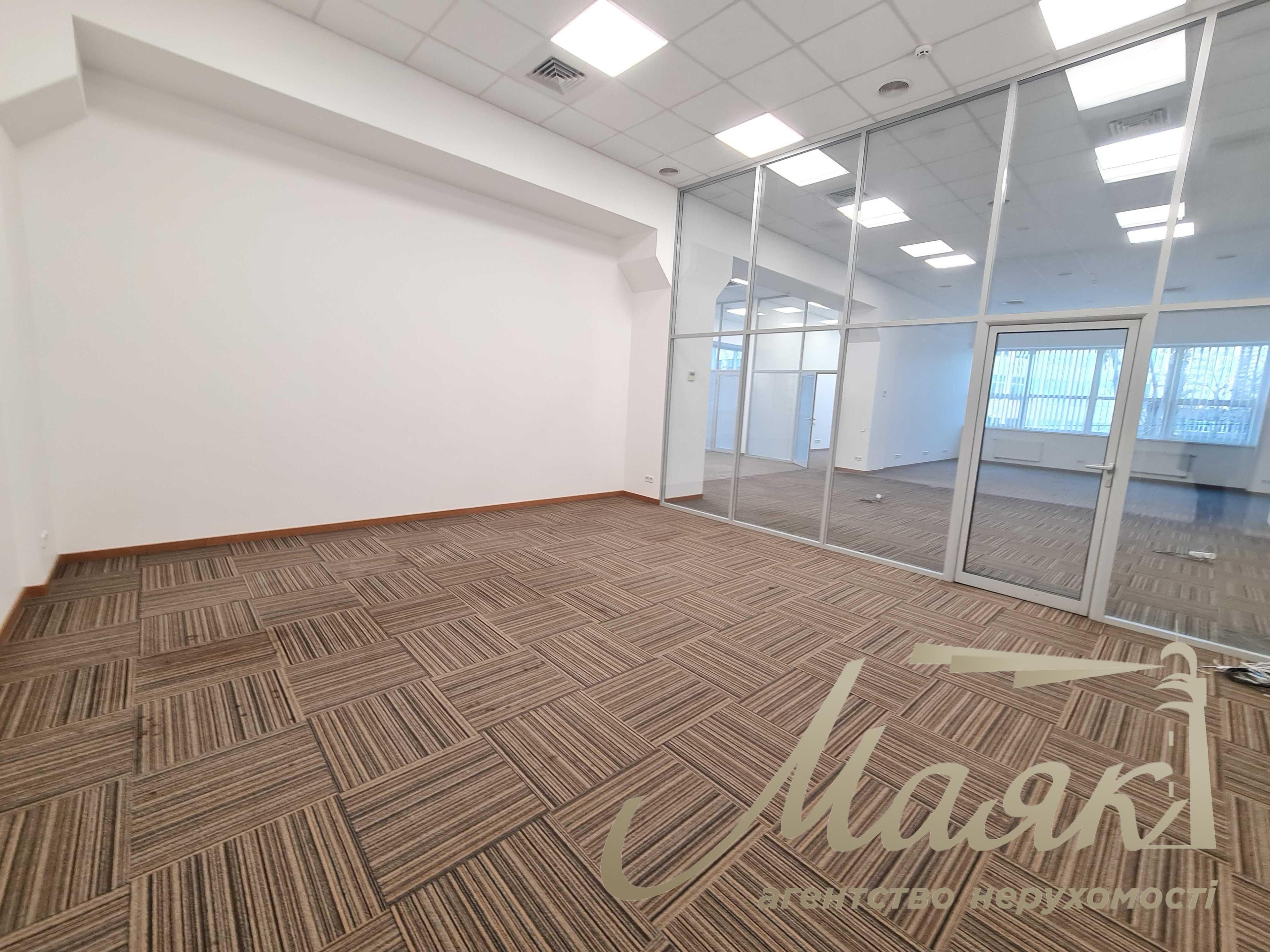 Оренда офісу 248м2 у БЦ Victoria Park, метро Васильківська