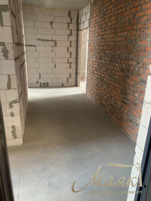 For sale 3-room apartment, 128 m2, in residential complex "Novopecherska Vezha"