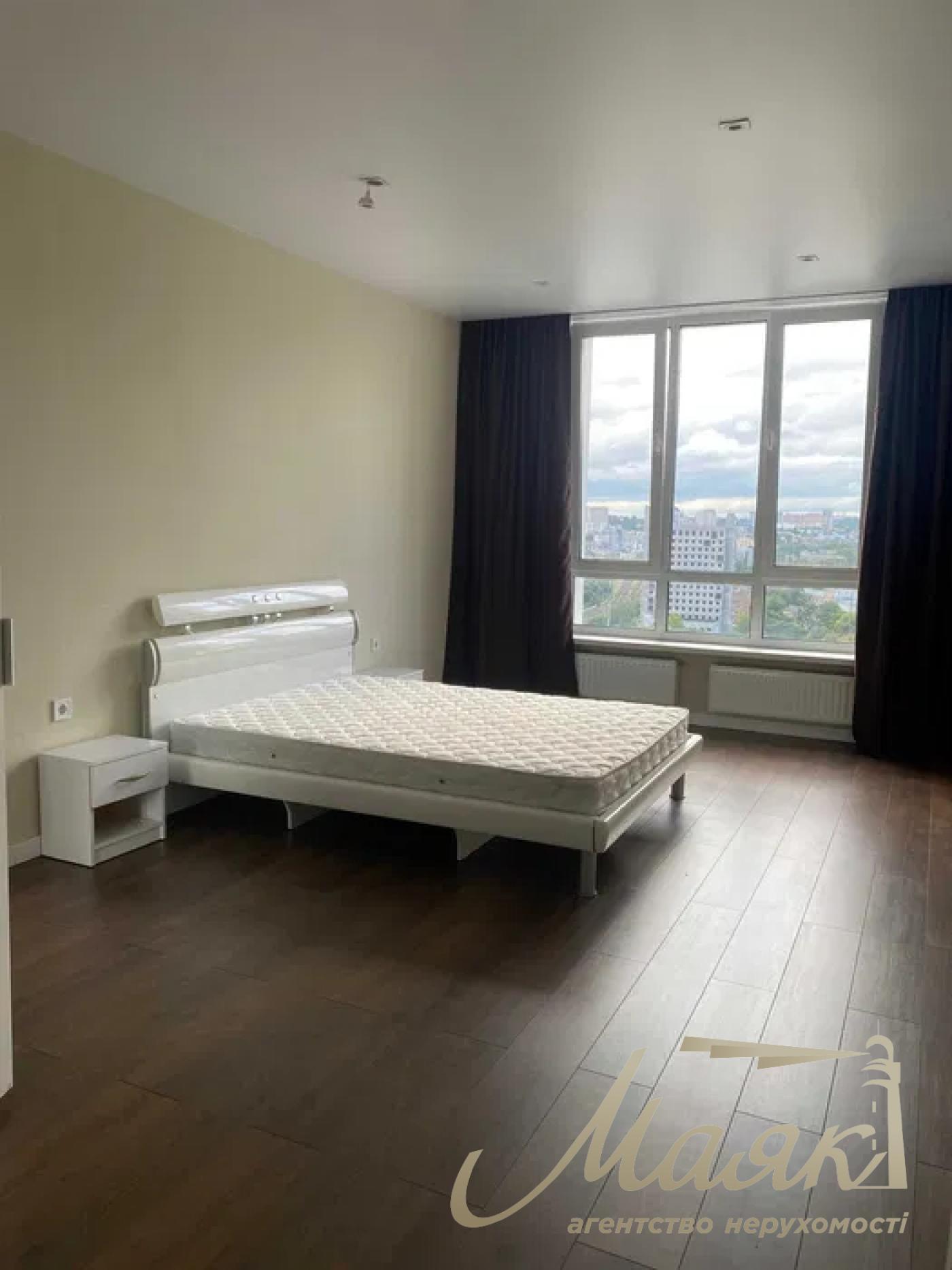 Sale of a 2-room apartment with a view, 70 m2 in the residential complex Novopecherska Vezha Pechersk Boychuka