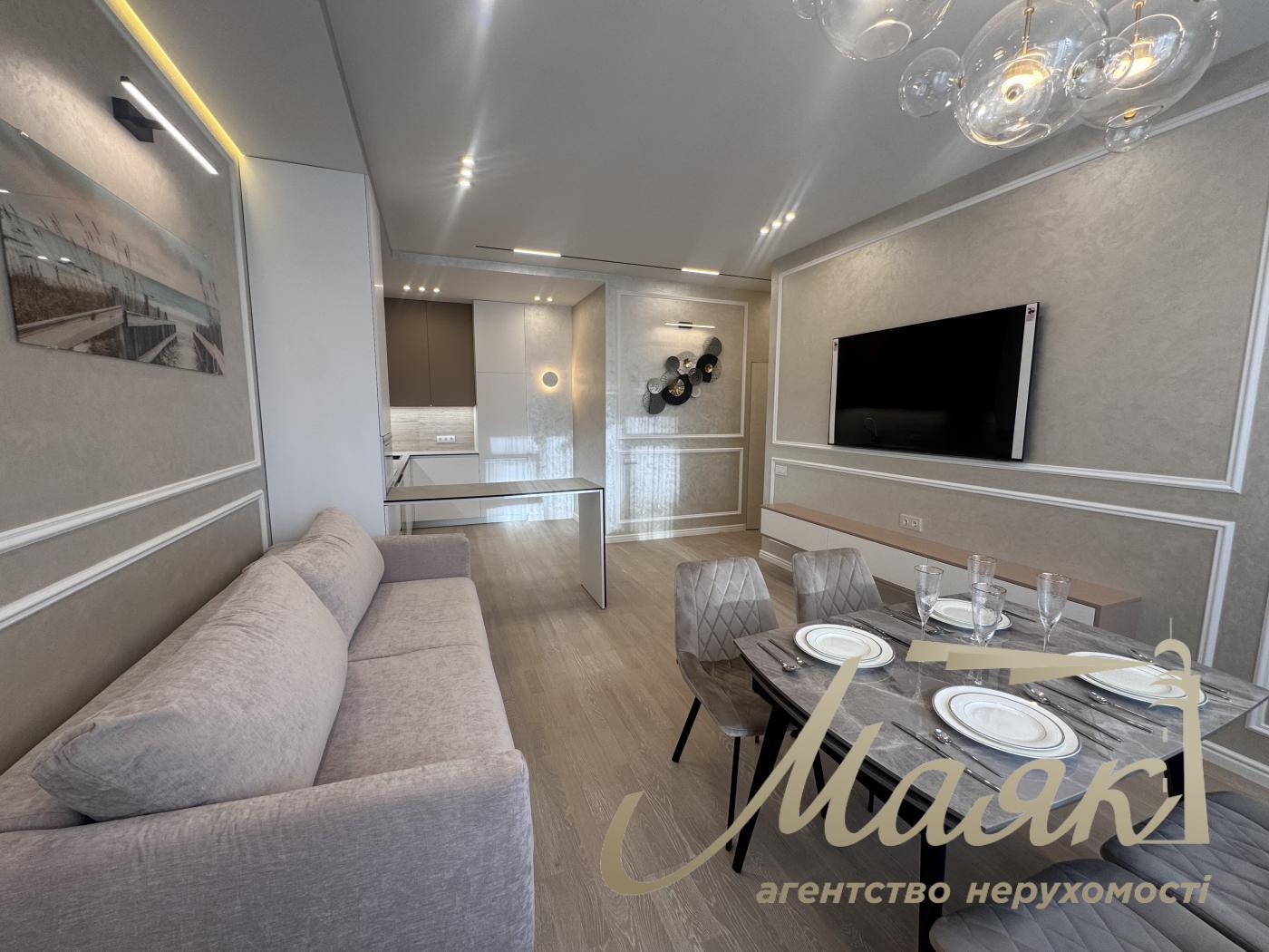 Продаж 3-х кімнатної квартири в ЖК Бульвар Фонтанів Саперне Поле вул., 5