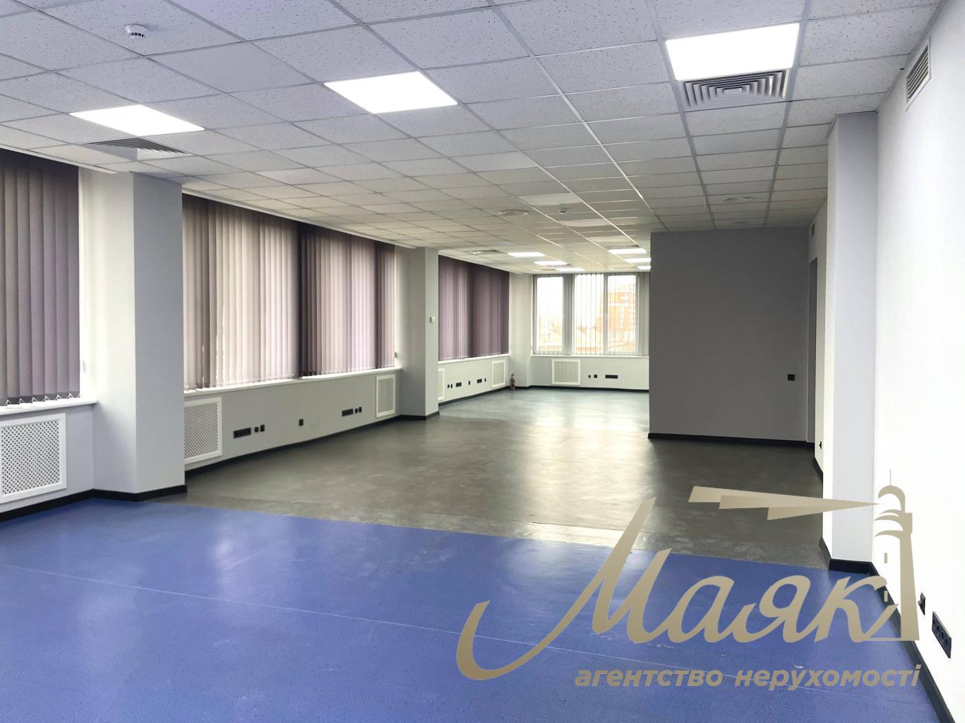 Оренда офісу 620м2 на Печерську вулиця Лєскова 9 біля метро Печерська
