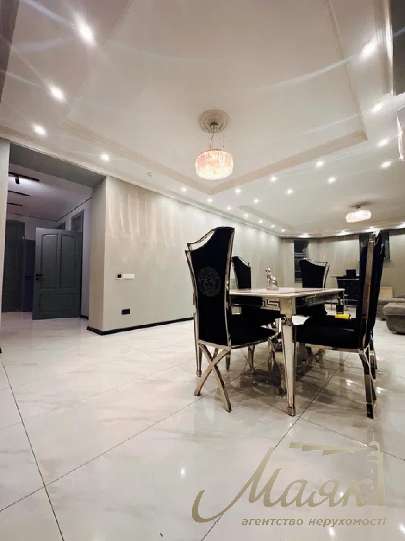 Продаж 2-кімнатної квартири вул. Павлівська, Солдатська Слобідка