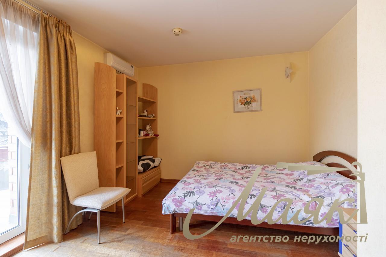 Sale of a house in the residential complex "Golden Gate", Kozin village.