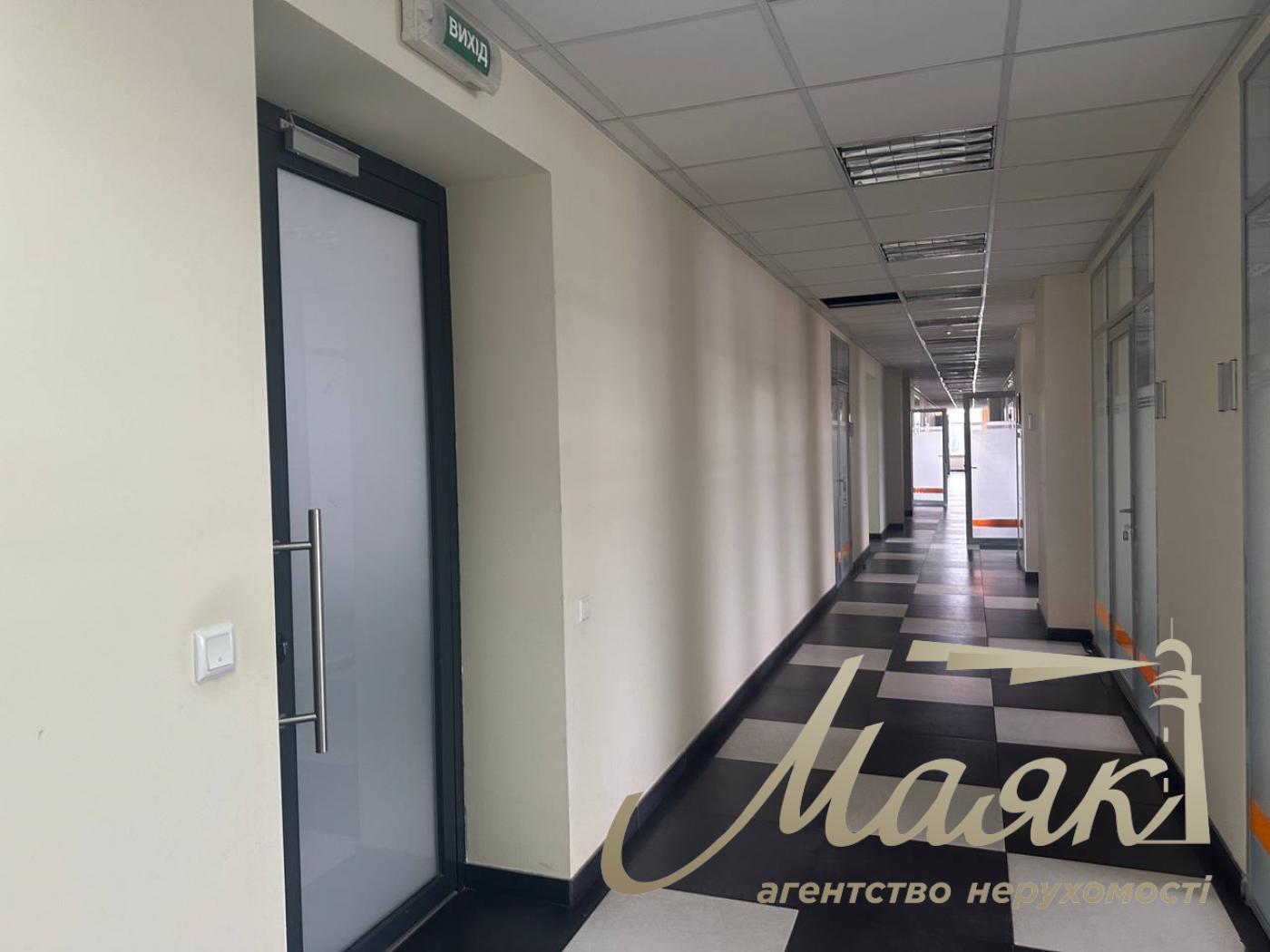 Оренда офісу 914м2 по вул.Міхновського, Звіринецька
