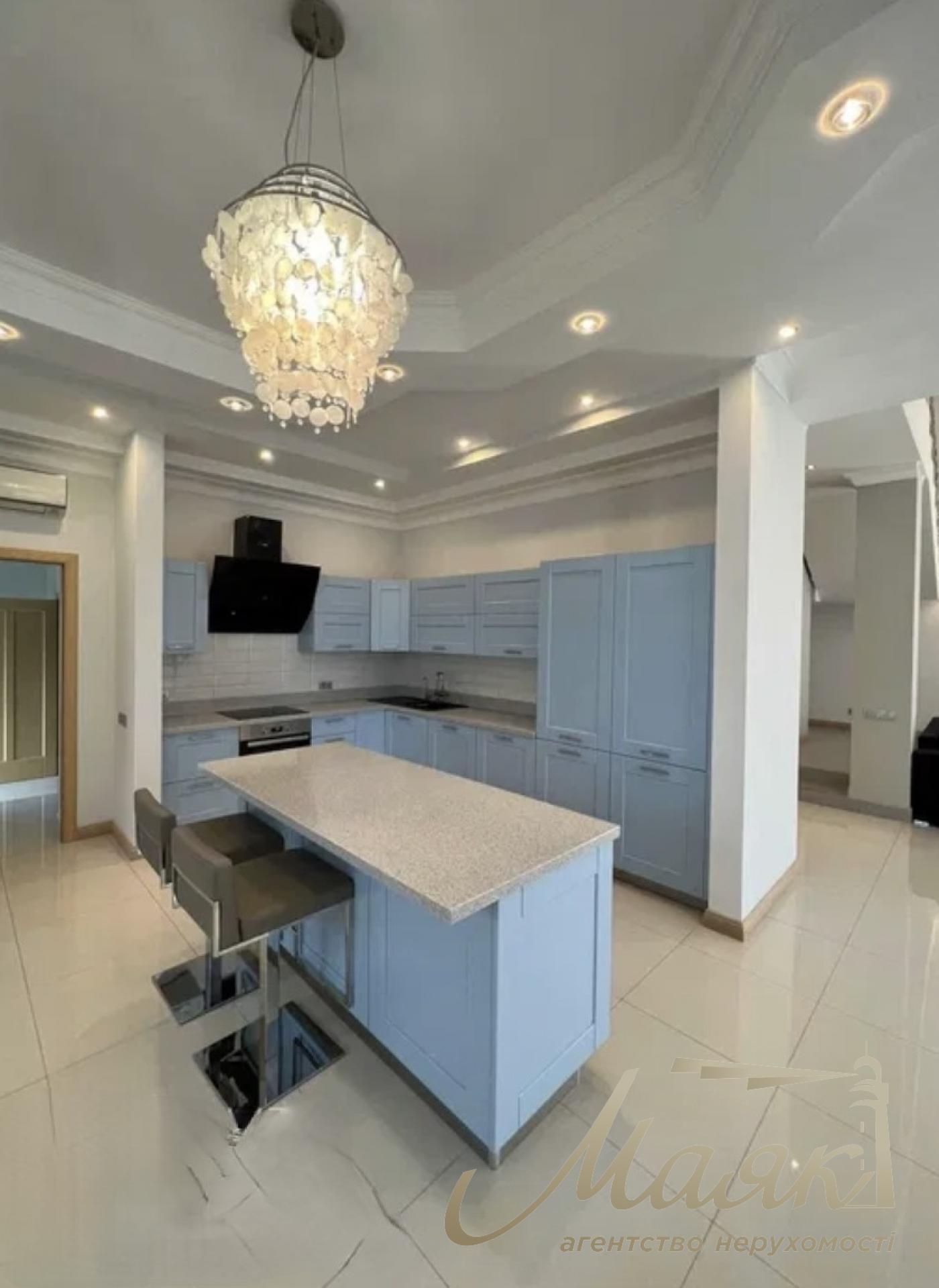 Оренда будинку 400м2 СМТ Козин/Конча-Заспа. Б. Дамба. Оренда будинку.