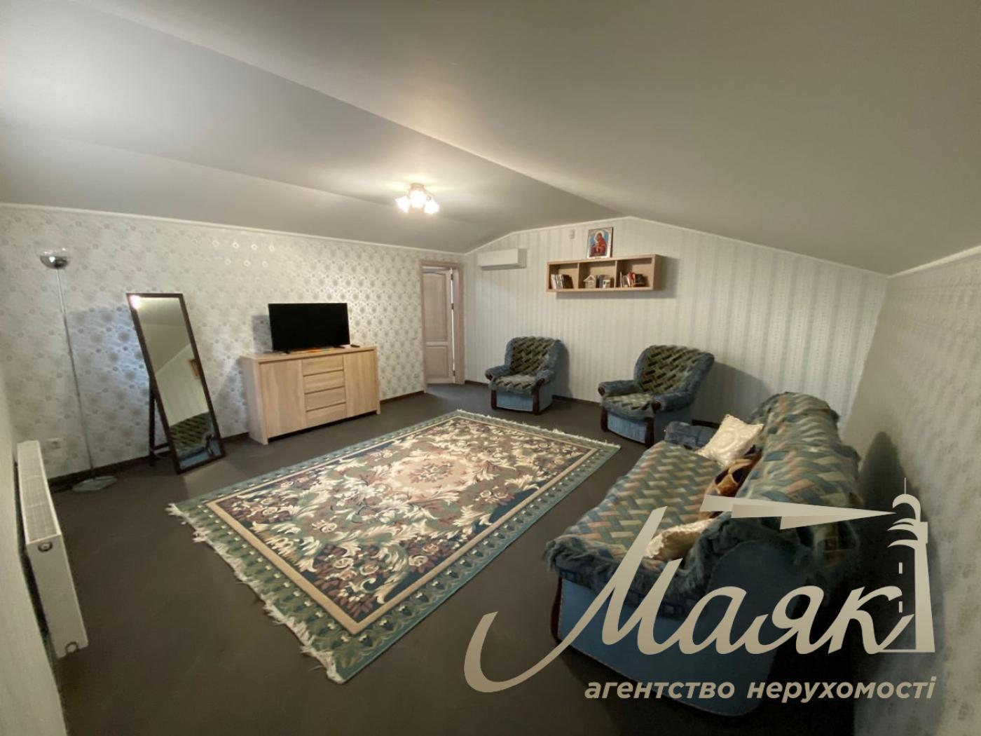 House for sale 1000 m2 Gostomel