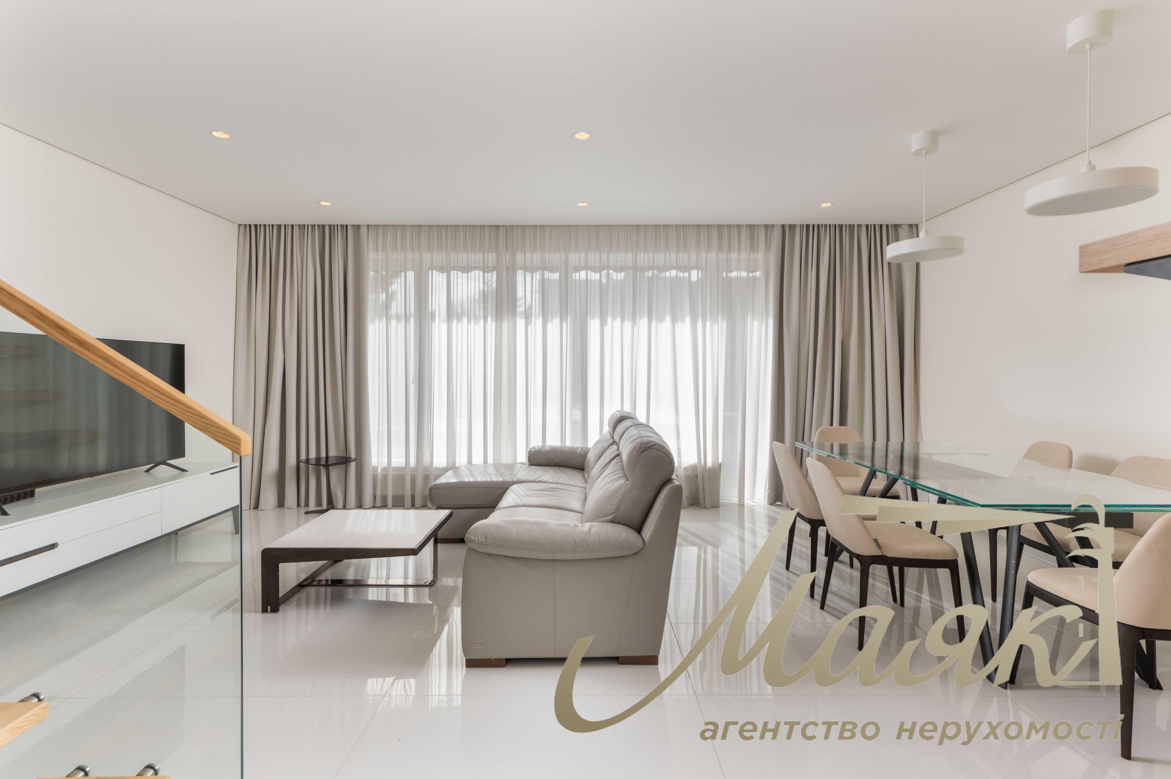 Аренда таунхауса 110м2 Viland Home в с. Гореничи/ Генератор/ Терраса и собственный двор