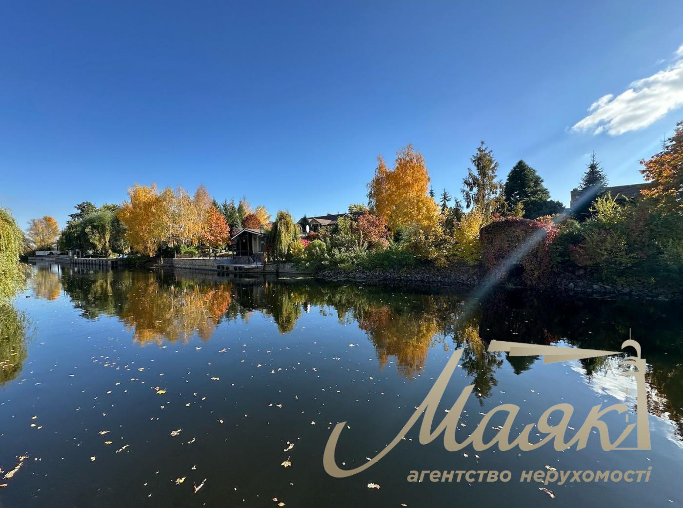 Sale of a plot with access to the Dnieper river. Koncha-Zaspa. Kozin village