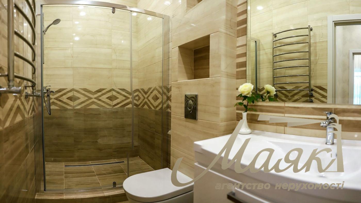 Оренда будинку єврокотеджу 650м2 у Пущі Водиці, село Горенка.