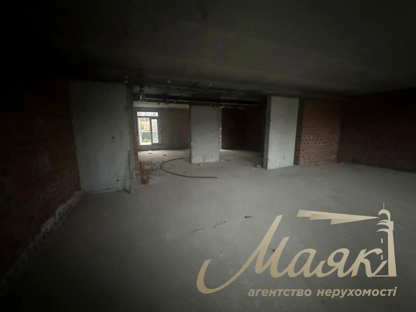 Оренда комерційного приміщення в ЖК Кришталеві Джерела, вул.Метрологічна 60, Голосіївський район.