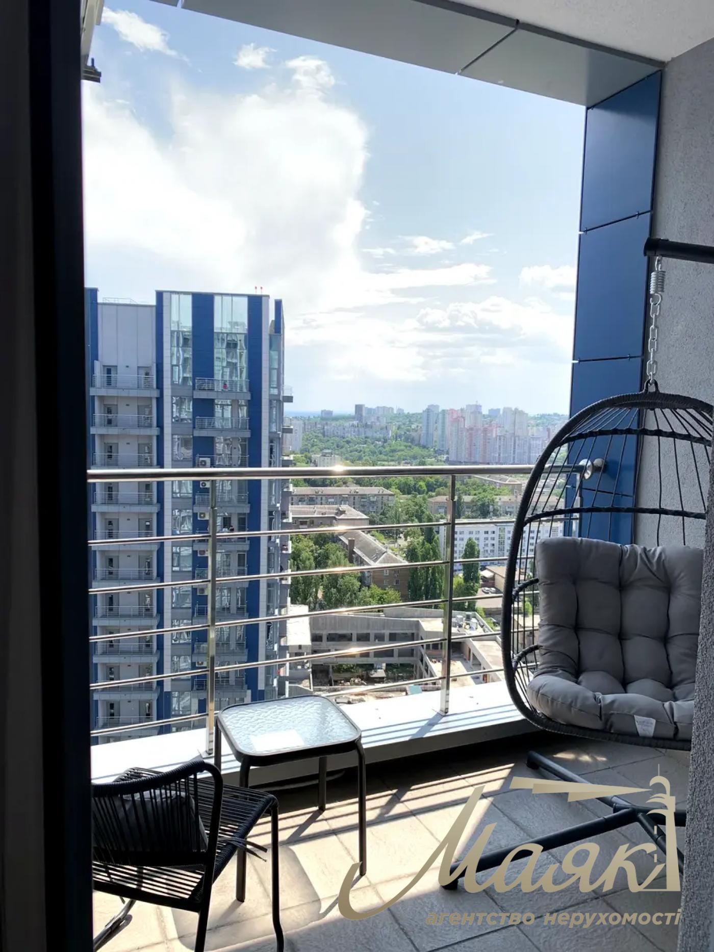 Оренда 1к квартири 45 м², вул. Івана Кудрі, ЖК Central Park, метро Либідська