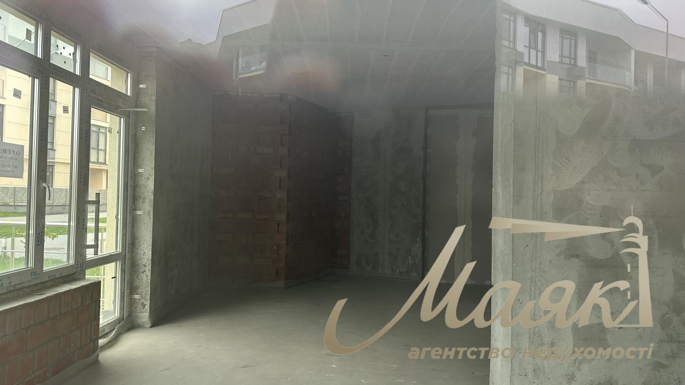 Rent of facade space 57m2 residential complex "Italian Quarter"