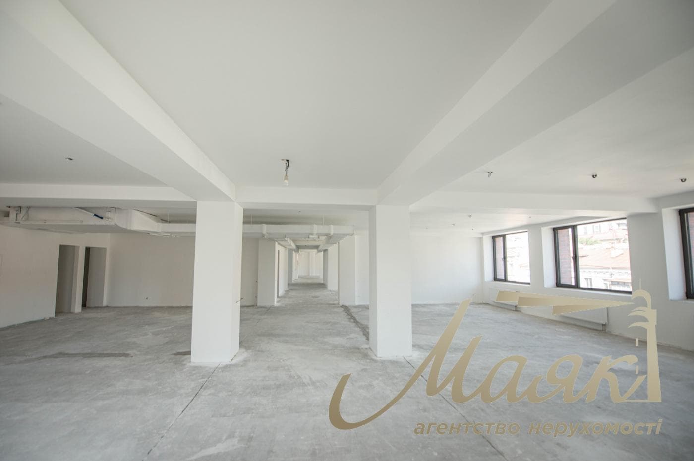 Аренда офиса 227м2 без ремонта в БЦ Infinity ,ул. Саксаганского, Центр, Киев