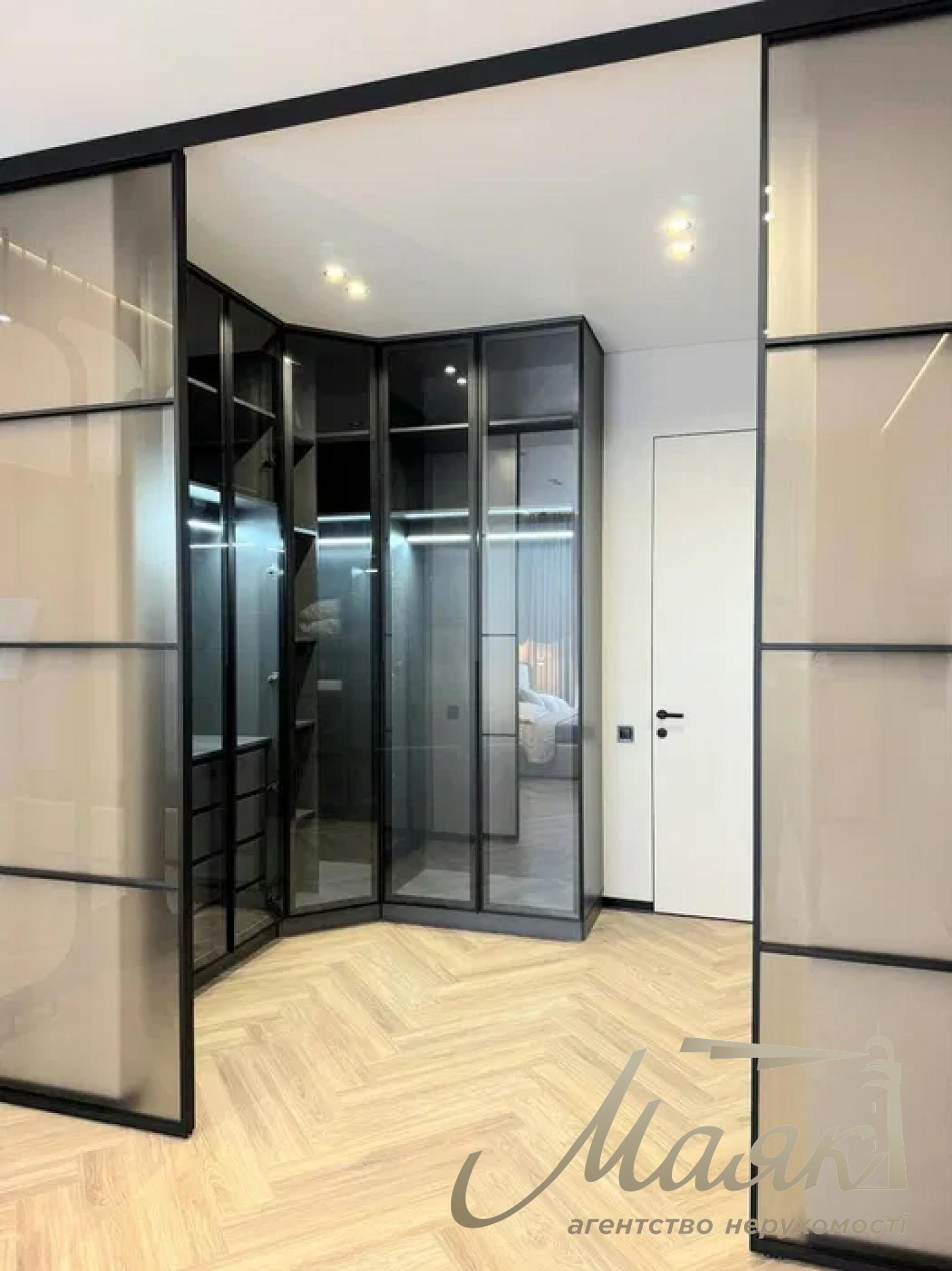 Продажа 2-комнатной квартиры 72м2 в ЖК "Delmar", Печерский, м.Зверинецкая