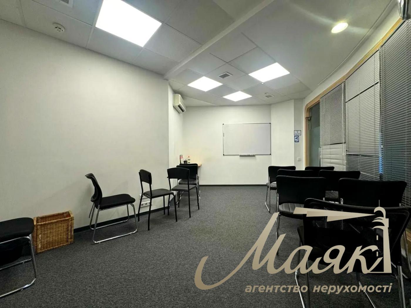 Аренда офиса 240м2 на пр.Берестейский 31, КПИ