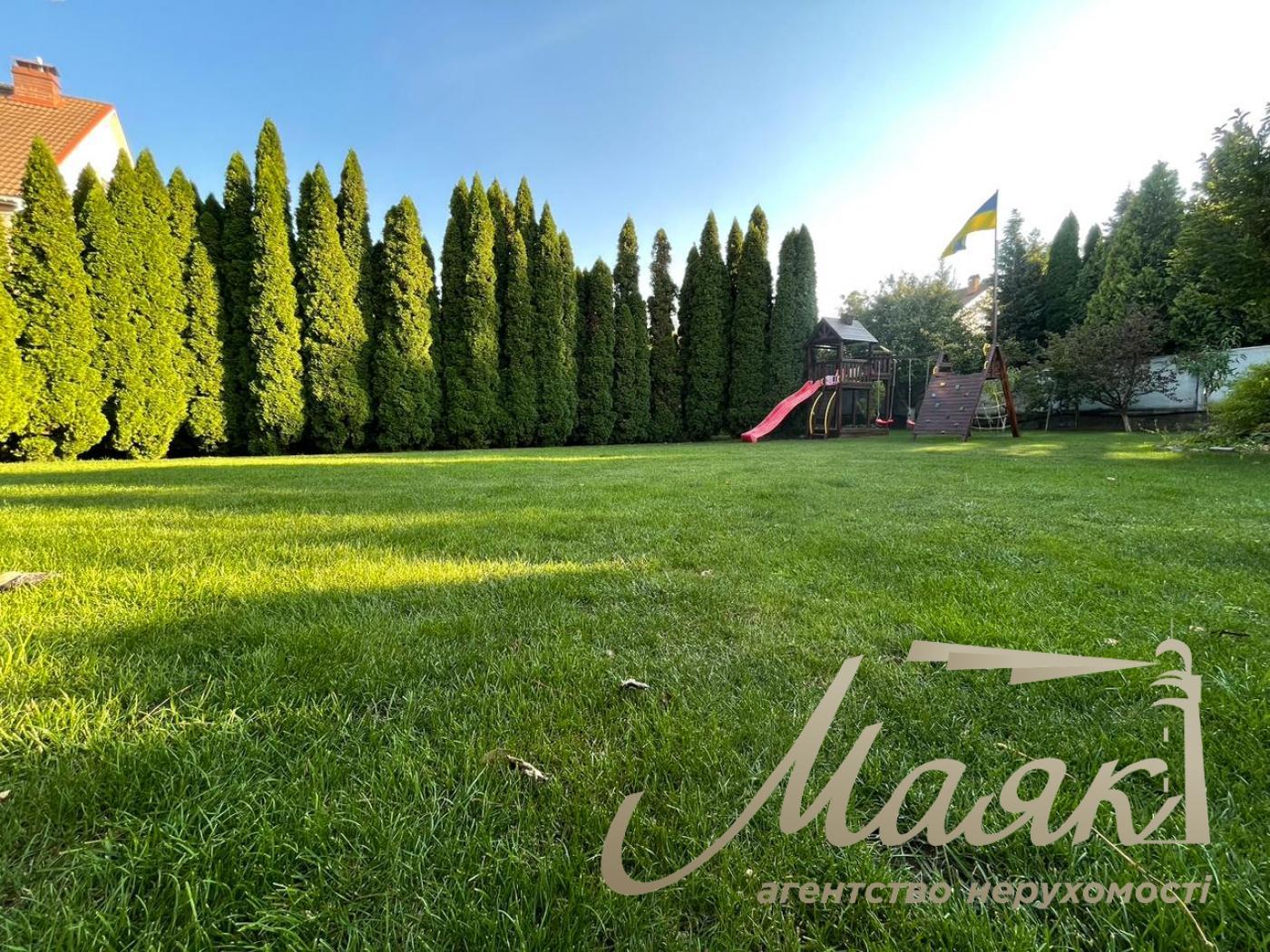 Продаж будинку 550м2 у с. Крюківщина, під Києвом