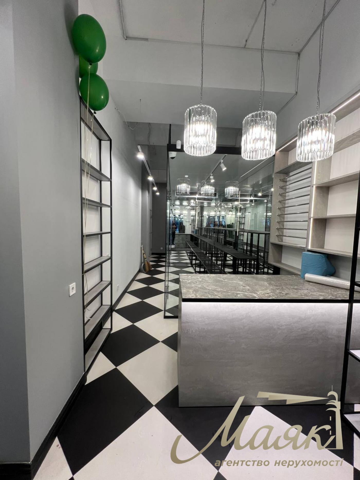 Продаж фасадного комерційного приміщення 40 м.кв. ЖК Річмонд, Печерськ