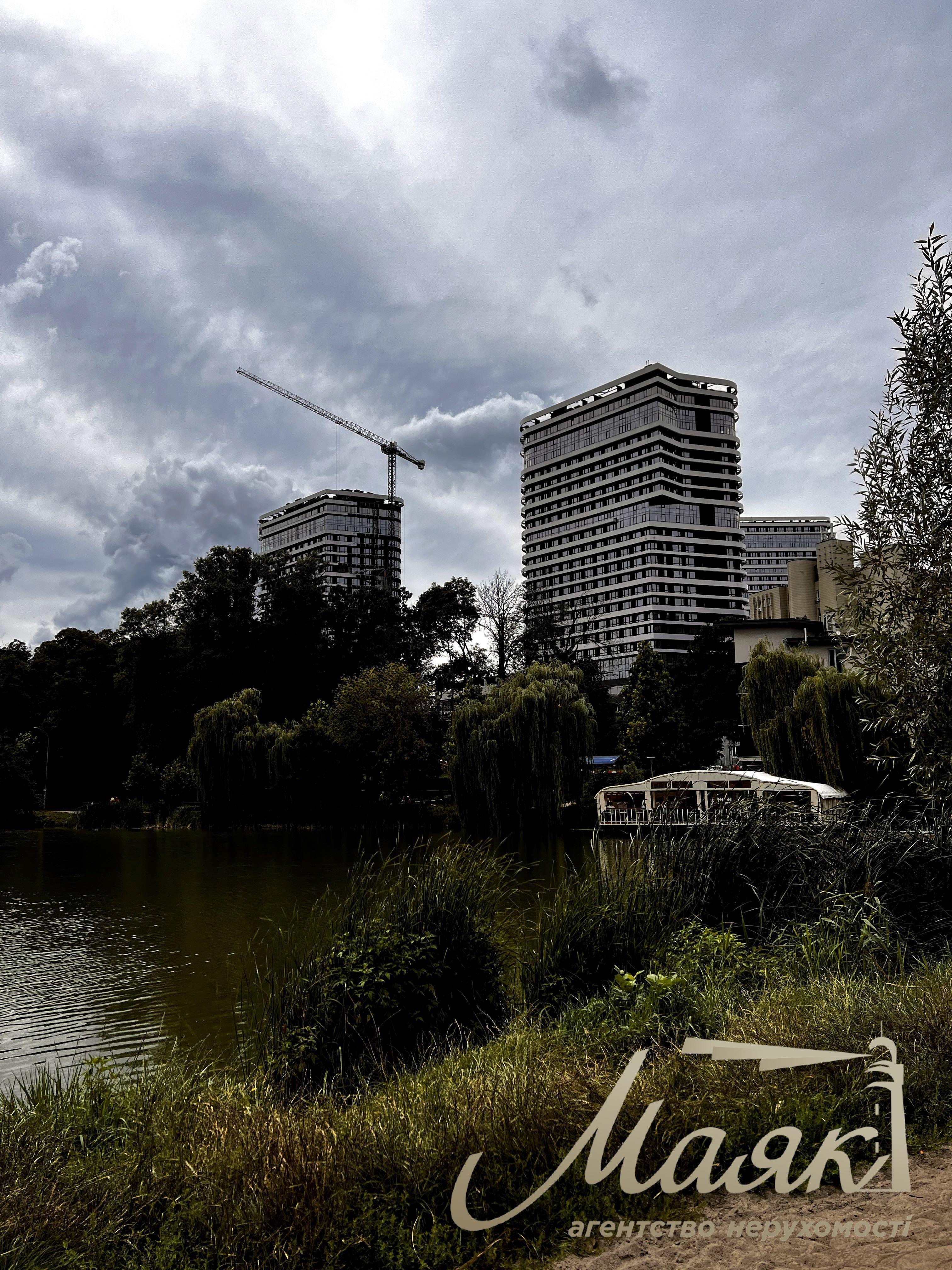 Продажа 2к. квартиры 65 кв.м в ЖК White Lines, просп. Голосеевский