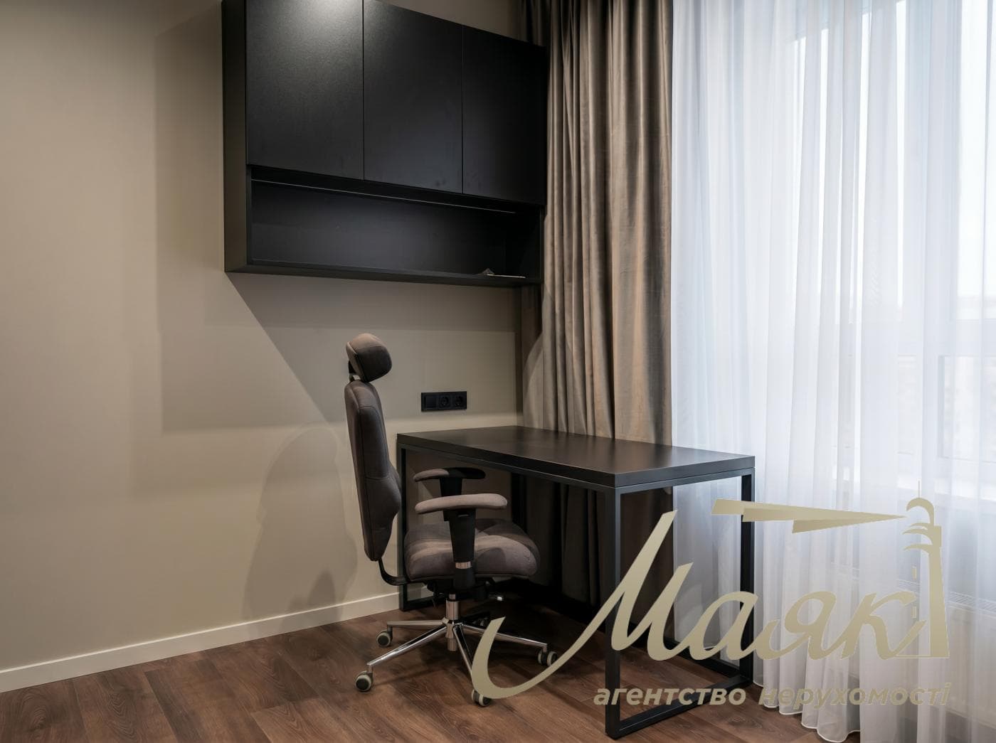 Оренда 4-кімнатної квартири в ЖК "Новопечерські Липки", 132м², вул. Андрія Верхогляда 19-А, Київ