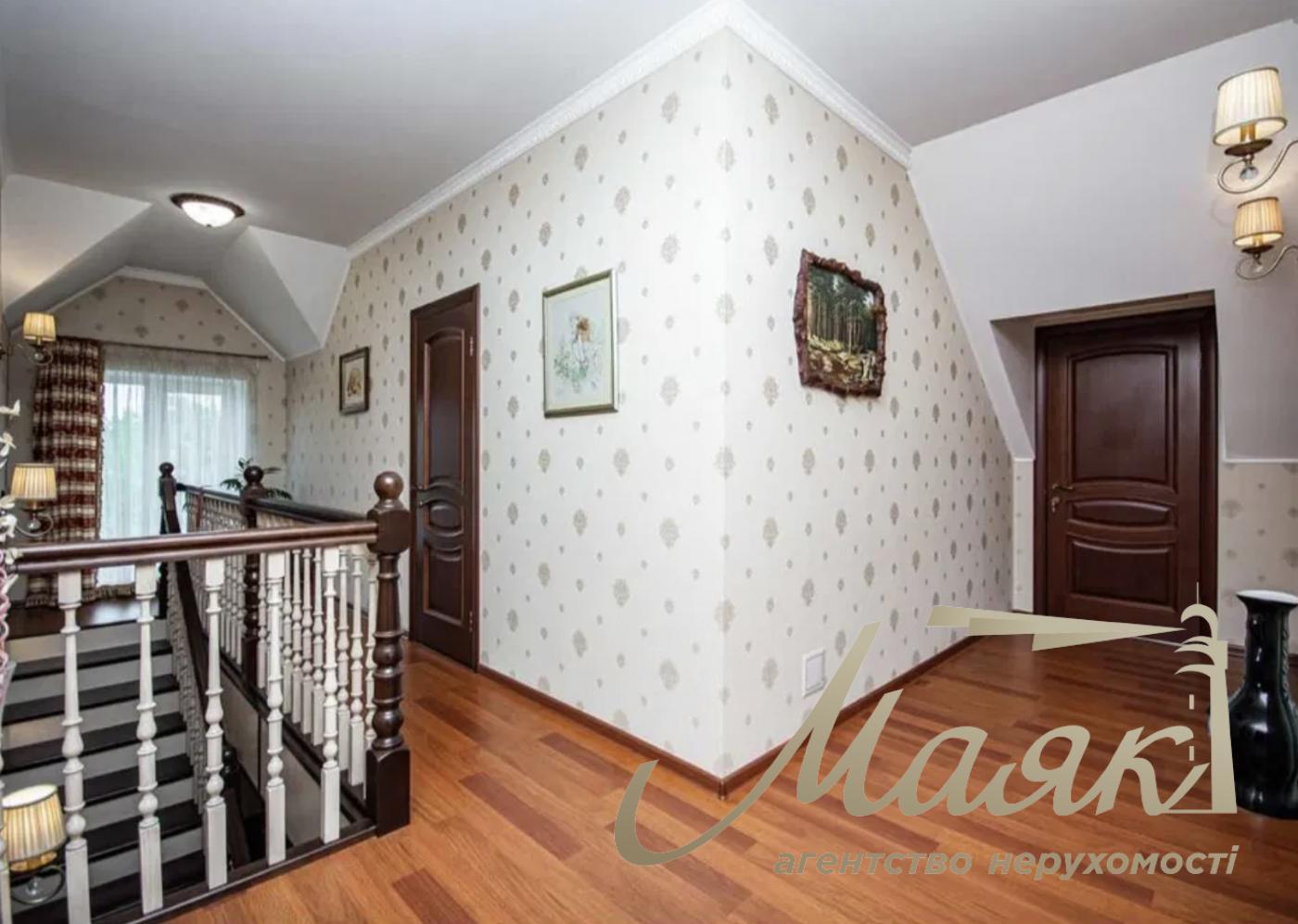 Продажа 2х-этажного дома 250м2 в с.Новоселки, Вышгородский район