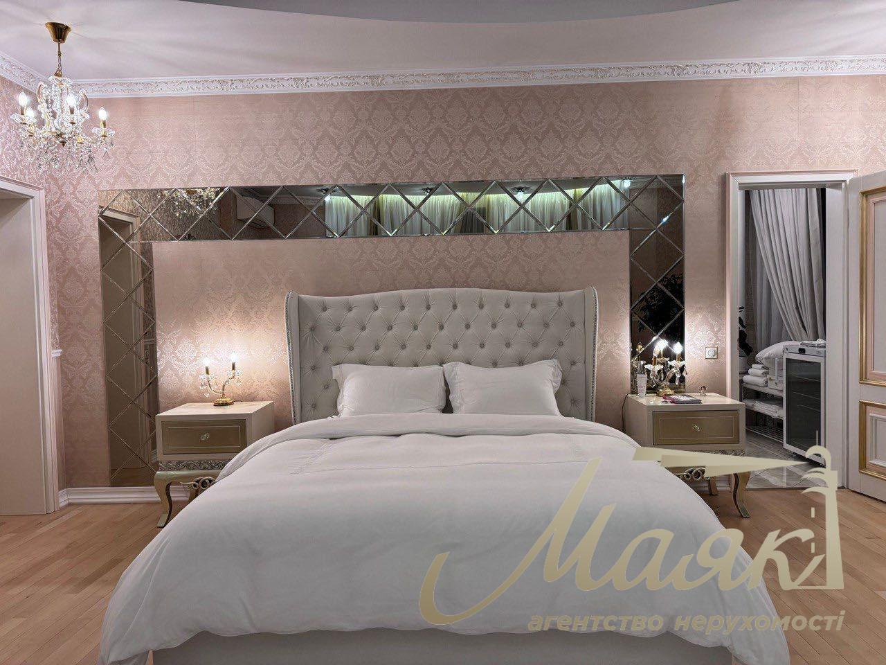 Rent a house 470m2 with access to water in SMT Kozin/Koncha zaspa