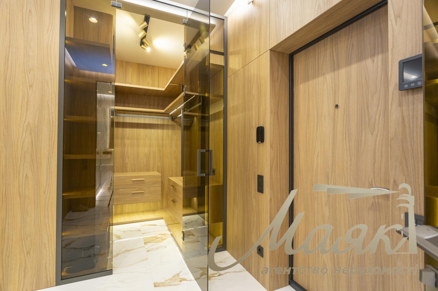 Продажа 2к квартиры 50м2, ЖК Французский квартал 2, ул. Джона Маккейна, Печерський район.