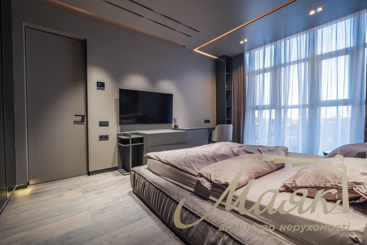 Продаж 1кімнатної квартири в ЖК "Новопечерські липки" ул. Драгомирова 15Б , Печерськ, Київ