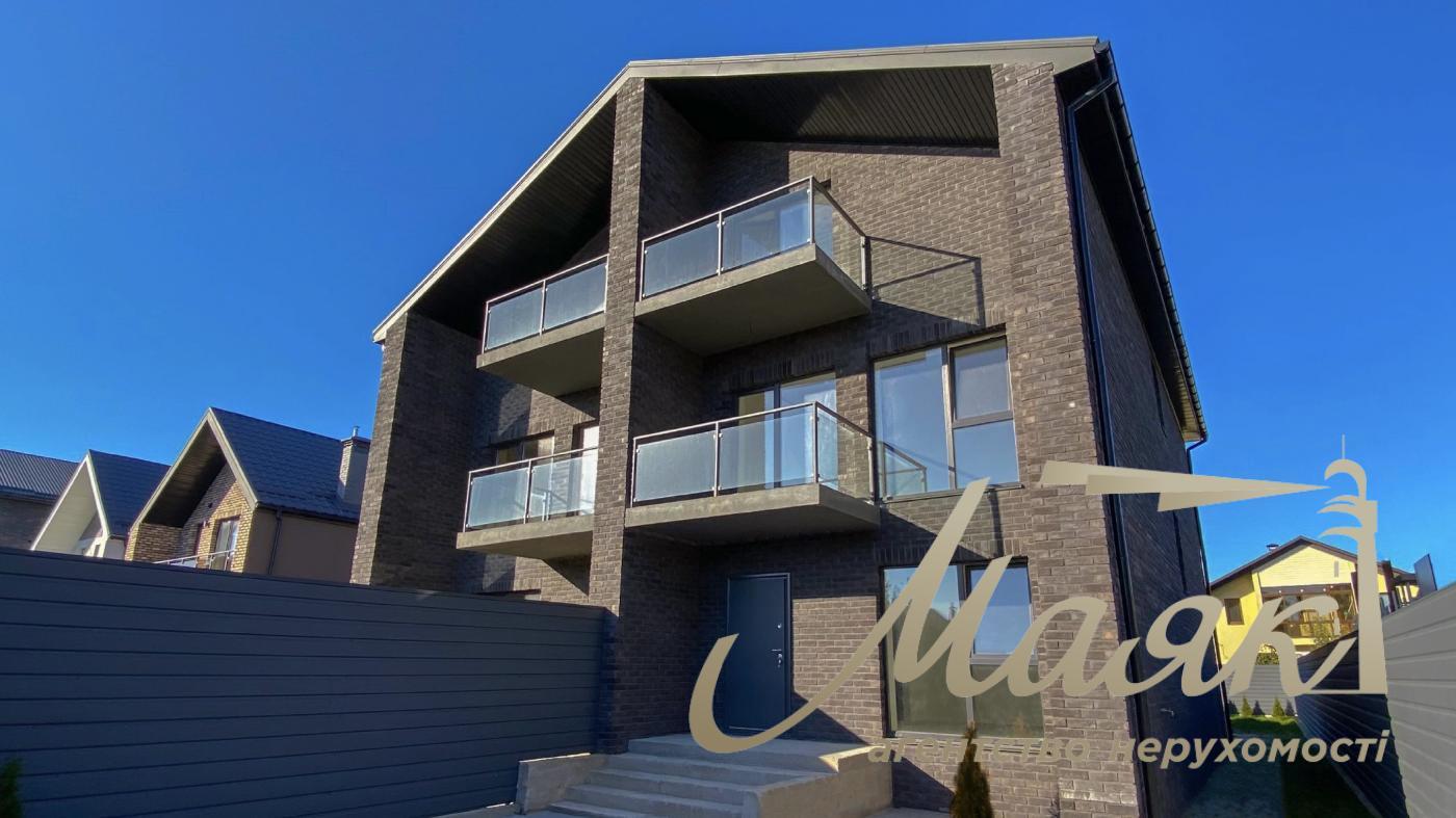 Sale duplex 240m2 with bomb shelter, Solomyanskiy district, Zhulyany, Kiev